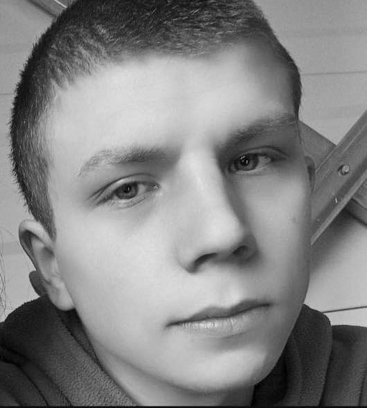 Скорботна звістка: на передовій загинув Сергій Задорожний з Івано-Франківщини 4 618603500 1628186119311095 3313947018277231160 n