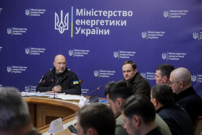 Енергосистема не встигає відновитися, через постійні атаки ворога - Шмигаль 7 FB IMG 1769282155318