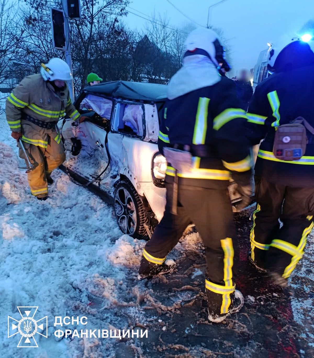 ДТП у Павлівці: рятувальники деблокували постраждалого (ФОТО) (ДОПОВНЕНО) 3 FB IMG 1769443346387