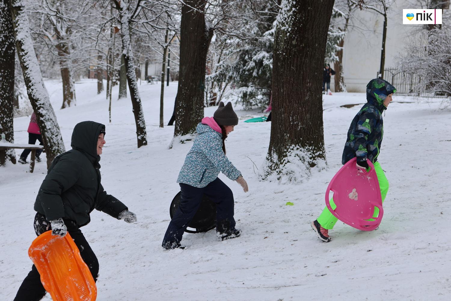 Люди Прикарпаття: зимові дитячі забави у Франківську (ФОТО) 16 G71A2960 resize