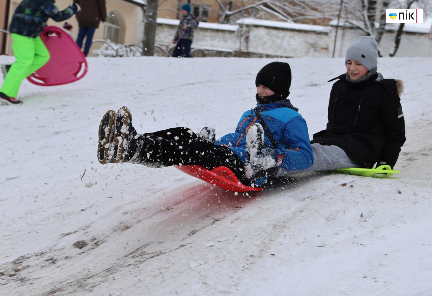 Люди Прикарпаття: зимові дитячі забави у Франківську (ФОТО) 18 G71A2993 resize