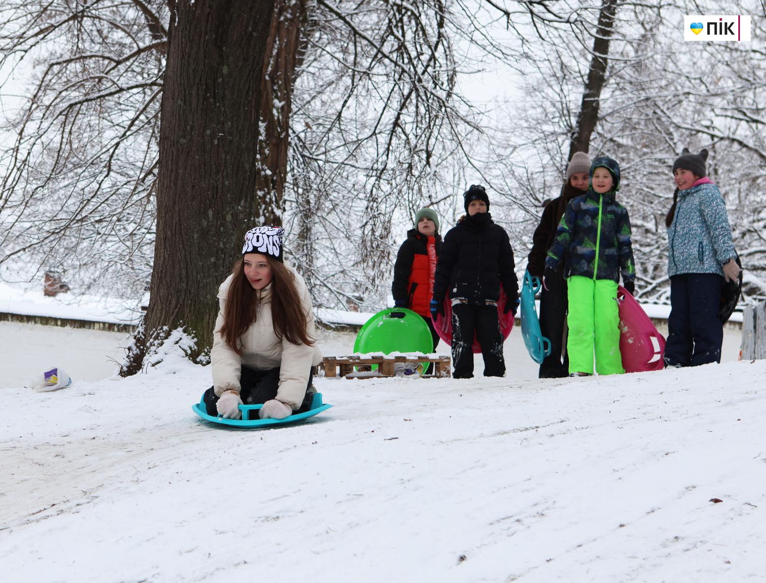 Люди Прикарпаття: зимові дитячі забави у Франківську (ФОТО) 22 G71A3222 resize