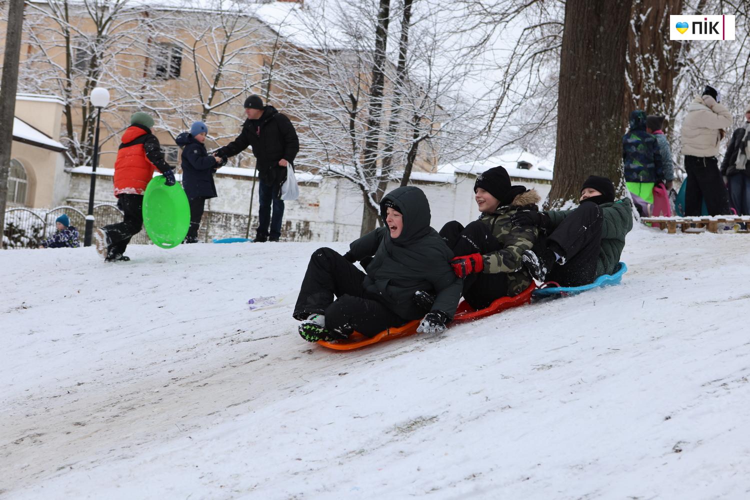 Люди Прикарпаття: зимові дитячі забави у Франківську (ФОТО) 24 G71A3307 resize