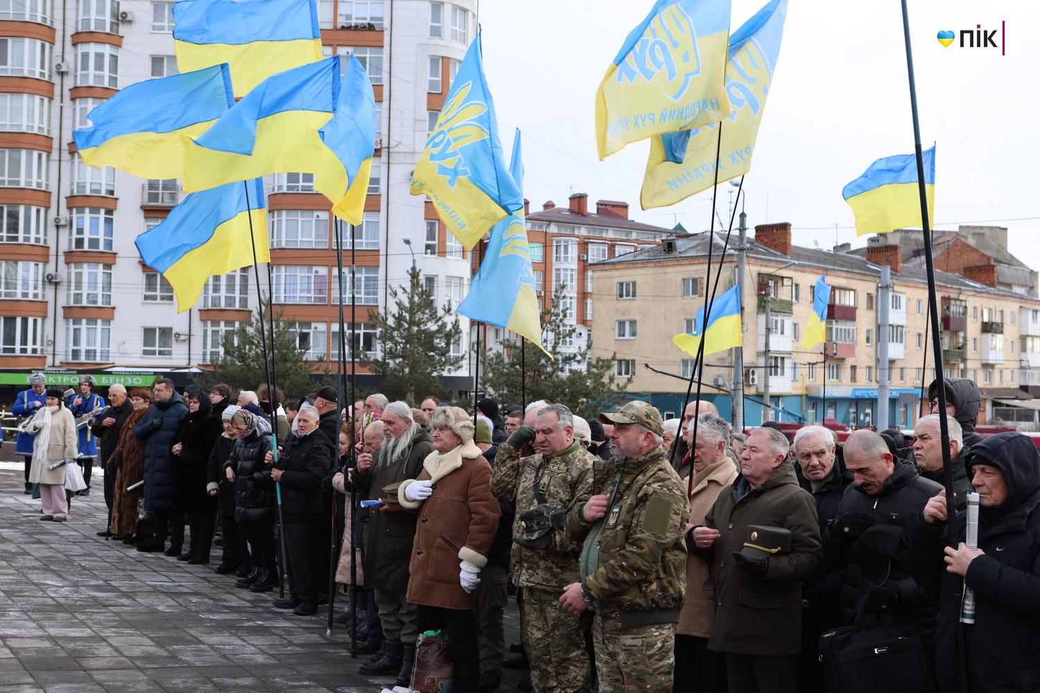 Люди Прикарпаття: вшанування пам’яті лідера ОУН Степана Бандери у Франківську (ФОТО) 6 G71A8415 resize