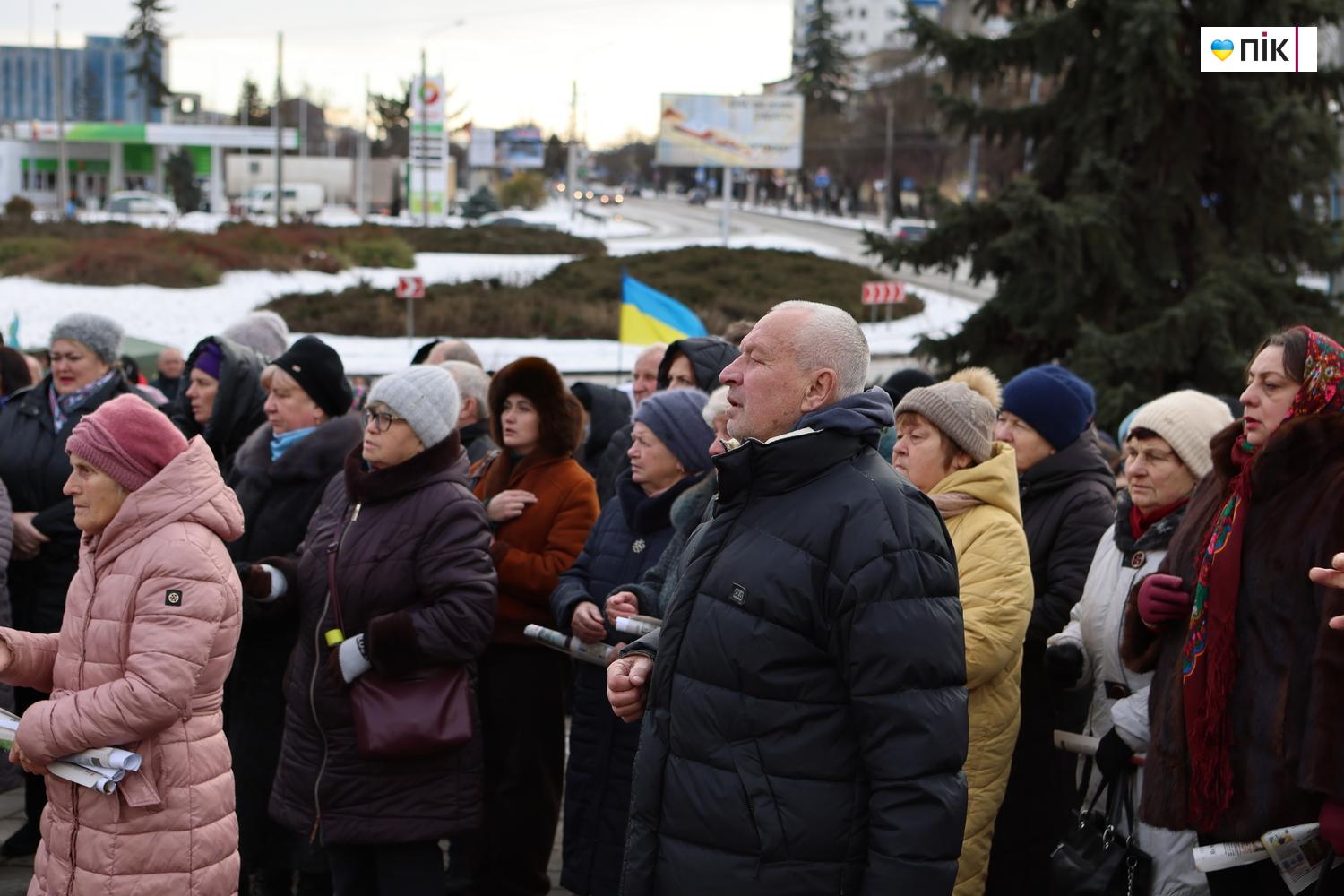 Люди Прикарпаття: вшанування пам’яті лідера ОУН Степана Бандери у Франківську (ФОТО) 9 G71A8510 resize