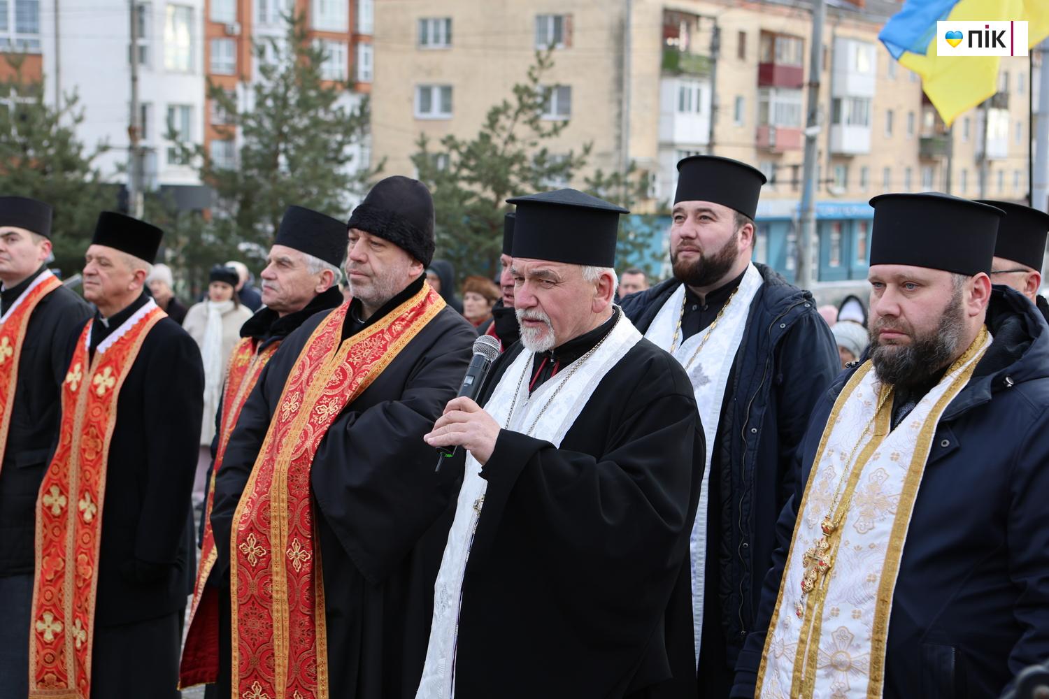 Люди Прикарпаття: вшанування пам’яті лідера ОУН Степана Бандери у Франківську (ФОТО) 11 G71A8538 resize
