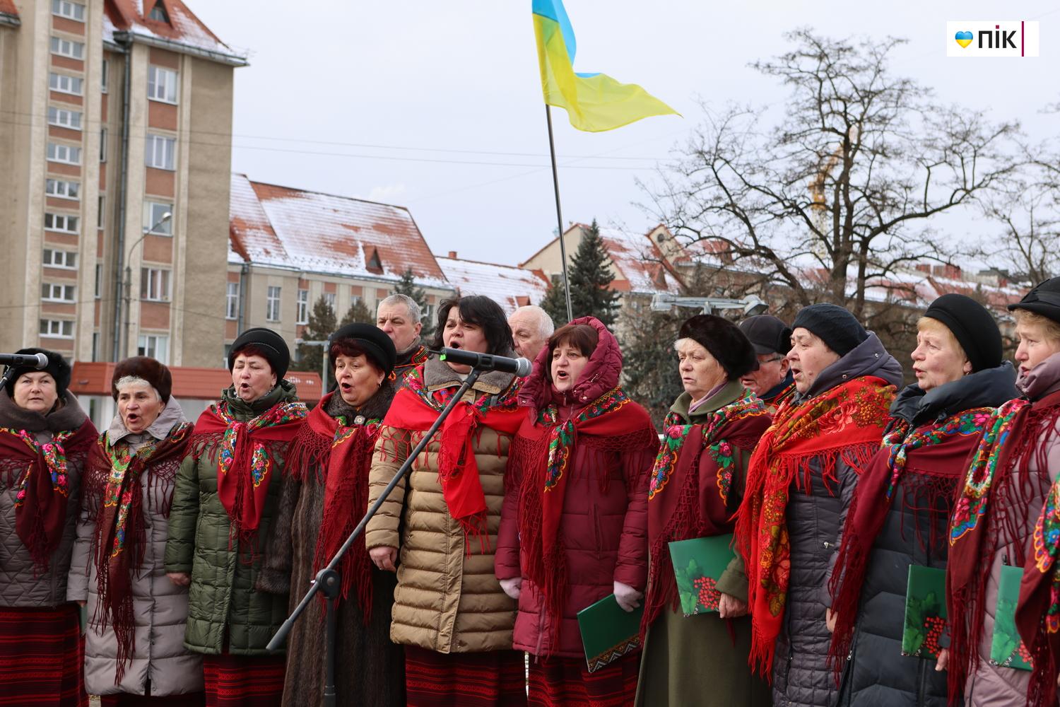 Люди Прикарпаття: вшанування пам’яті лідера ОУН Степана Бандери у Франківську (ФОТО) 15 G71A8760 resize