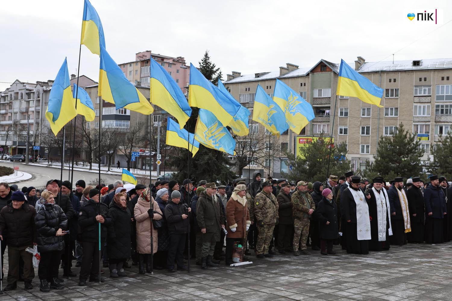 Люди Прикарпаття: вшанування пам’яті лідера ОУН Степана Бандери у Франківську (ФОТО) 16 G71A8775 resize