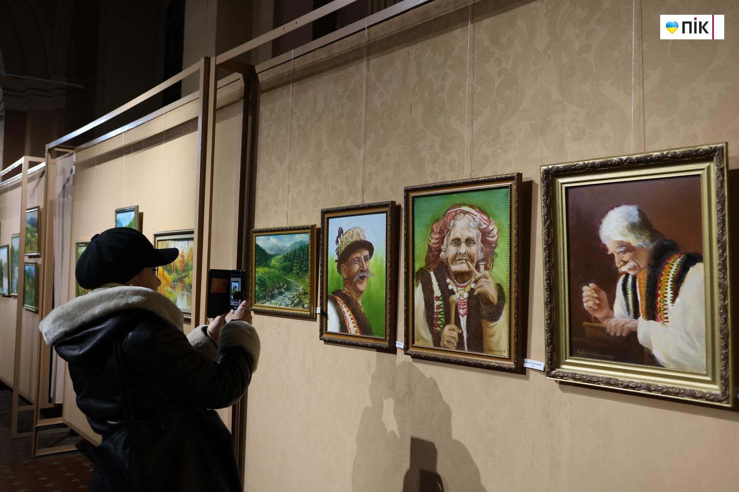 Люди Прикарпаття: на виставці художника Богдана Шипайло (ФОТО) 13 G71A9448 resize