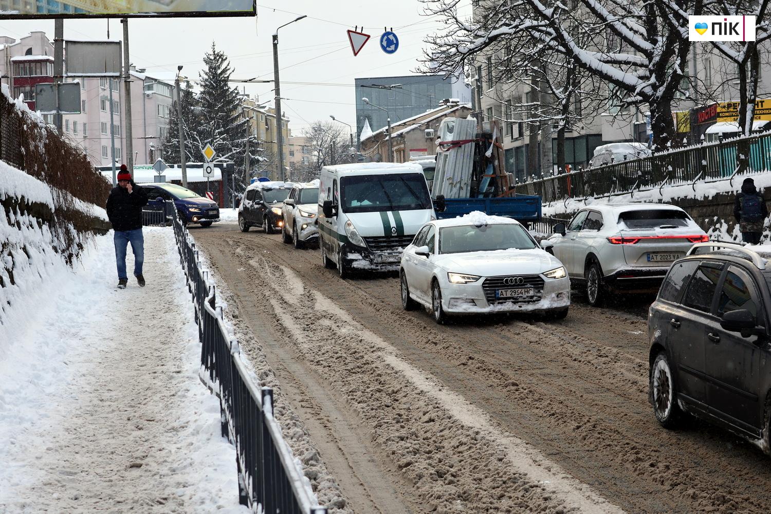 Як Івано-Франківськ засипало снігом (ФОТОРЕПОРТАЖ) 16 IMG 0019 resize