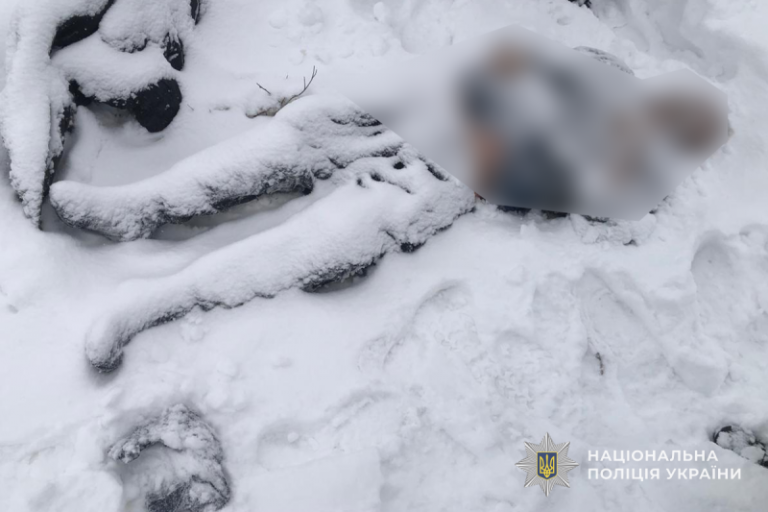 На Тернопільщині знайшли мертвого чоловіка в снігу на вулиці 4 img 22aa977d36575d163f6eb4f4e386c06a