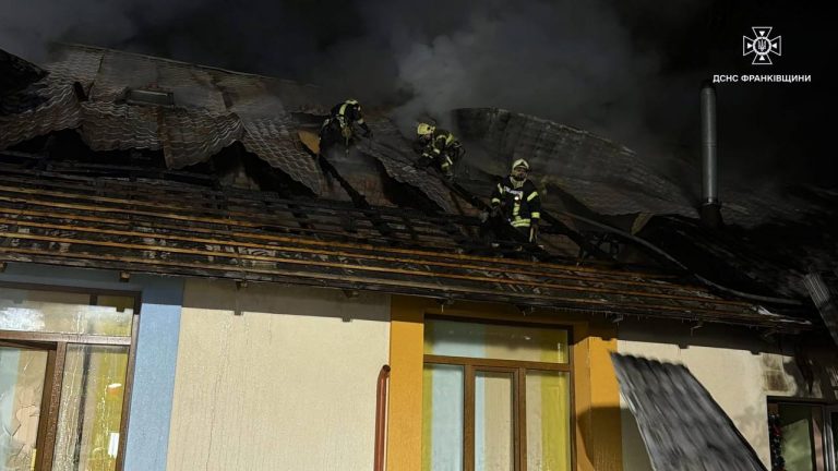 У Коломийській приватній гімназії сталася пожежа (ФОТО) 4 photo 2026 01 13 10 35 35