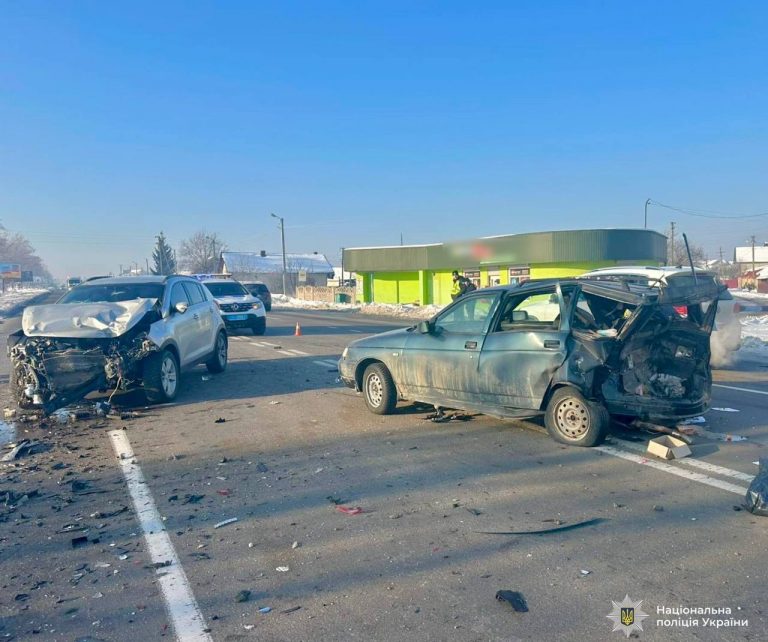 Автотроща біля Івано-Франківська: перші подробиці від поліції (ФОТО) 8 photo 2026 01 20 10 56 31