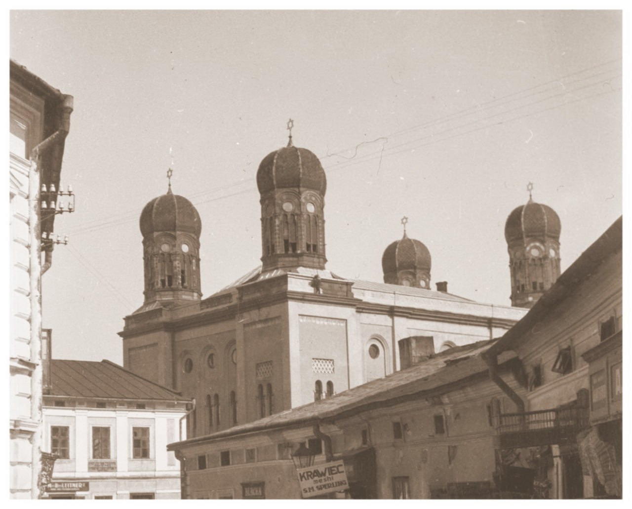 Пам'ять жертв Голокосту: скільки євреїв винищили у Станиславові? (ФОТО) 4 photo 2026 01 23 10 54 55