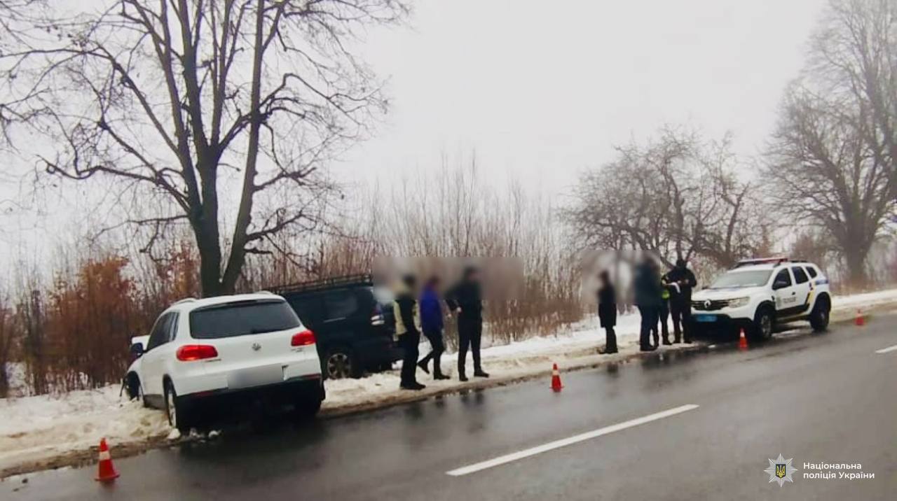 ДТП на Прикарпатті: зіткнулися два автомобілі (ФОТО) 1 photo 2026 01 27 10 07 35 3