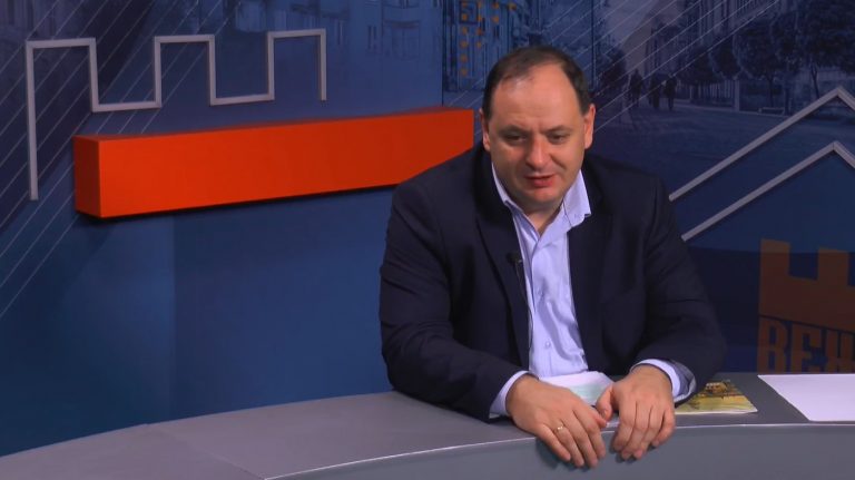 Марцінків відповів, чи вийде завтра розчищати сніг (ВІДЕО) 9 photo 5404614639032668302 w e1767890662715