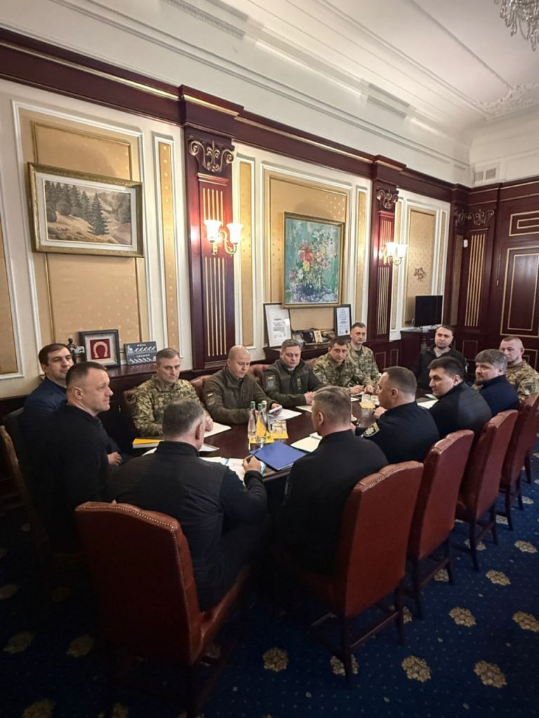 Корупція в системі ТЦК та СЗЧ у військах — проблеми, які впливають на обороноздатність, — Буданов 11 photo 5409346589186264462 y