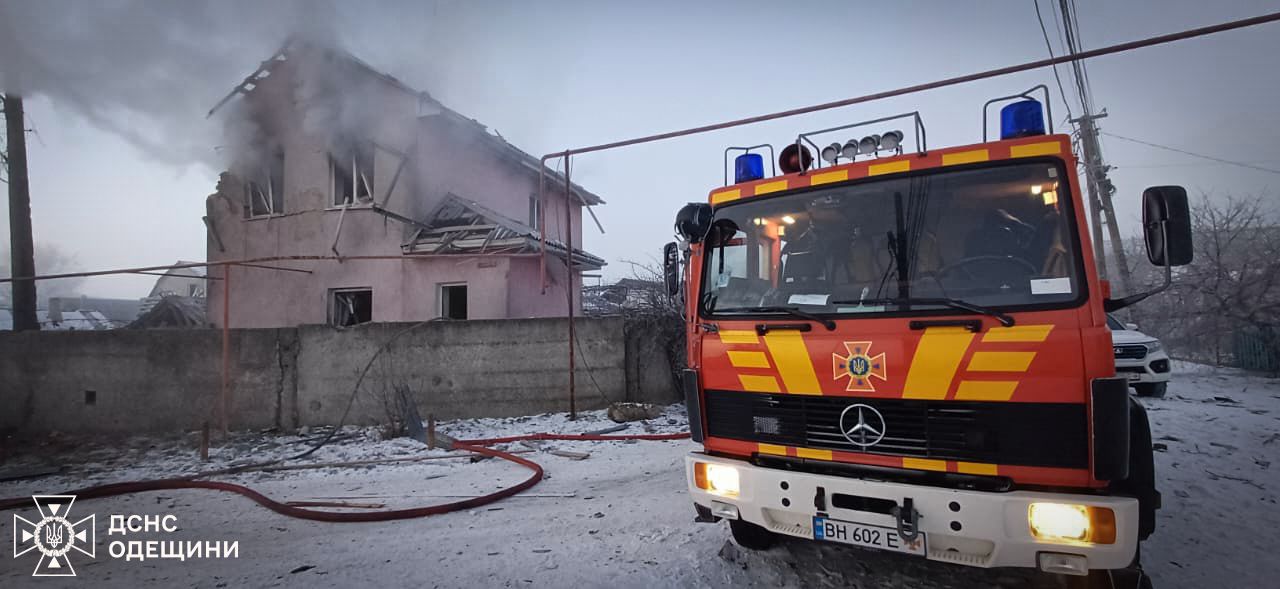 photo 5440387468885691822 y