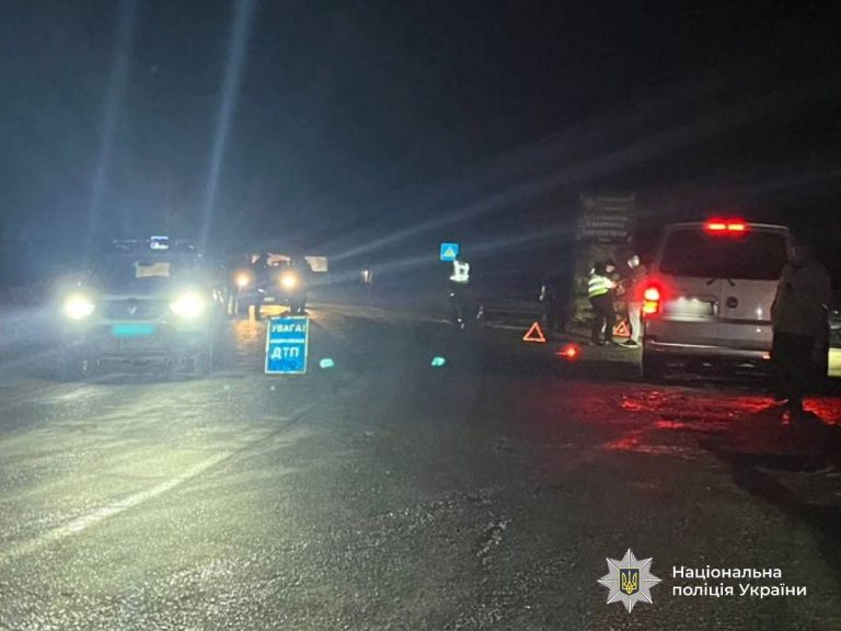 На Івано-Франківщині п’яний водій насмерть збив жінку (ФОТО) 4 На Івано-Франківщині п’яний водій насмерть збив жінку (ФОТО)