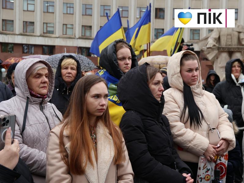 У Івано-Франківську відкрили Алею віри і надії безвісти зниклих та полонених воїнів громади (ФОТО) 2 5255815716106082151