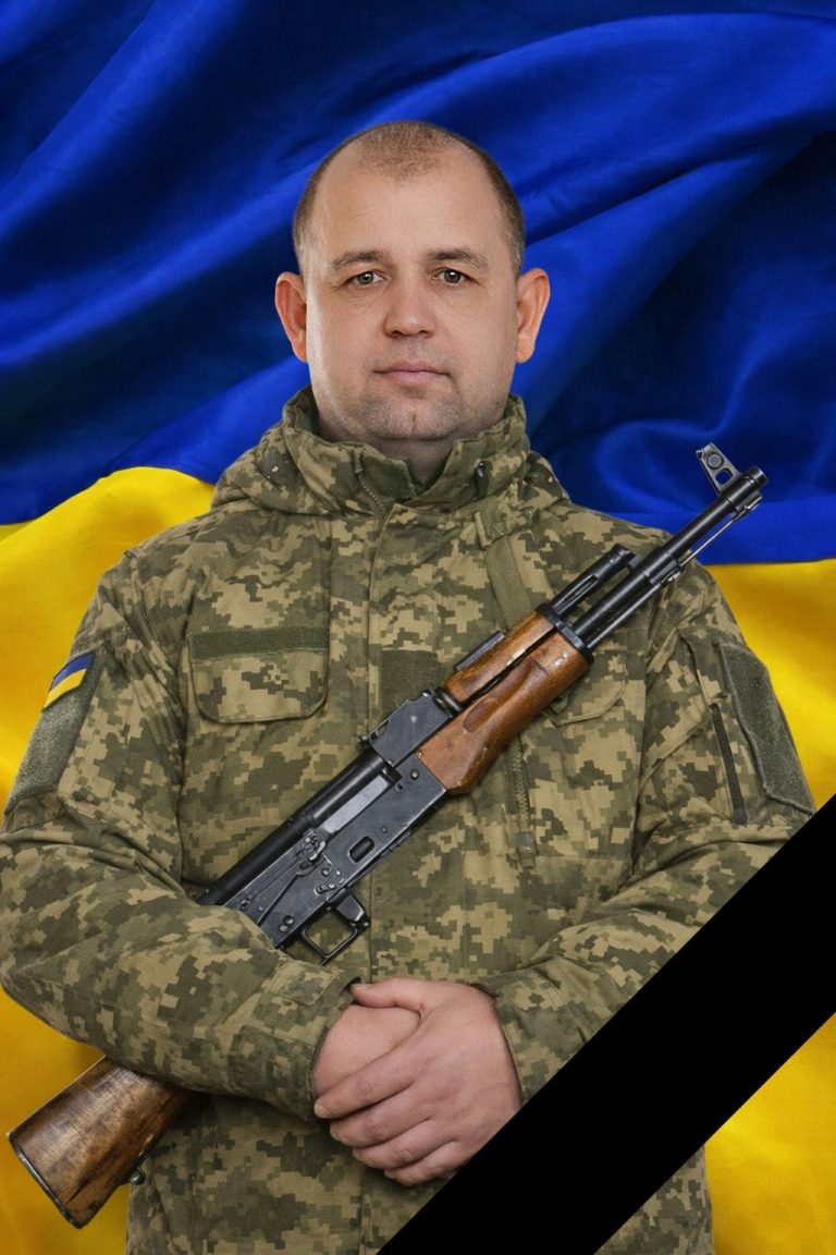 Захищаючи Україну, загинув прикарпатець Роман Юхман (ФОТО) 3 627400070 1203270818648710 2426068146310849509 n 1