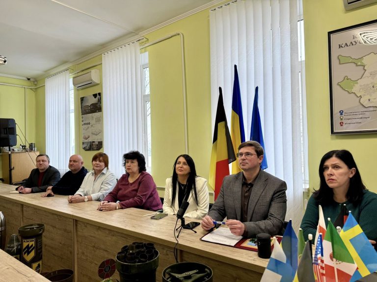 Калуш підписав Меморандум про співпрацю із прифронтовим Добропіллям