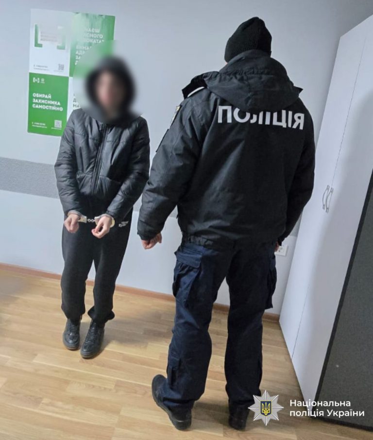 Підпал авто в Калуші: 19-річну підозрювану взяли під варту (ФОТО) 2 635285795 917302770943953 2576770626255582616 n