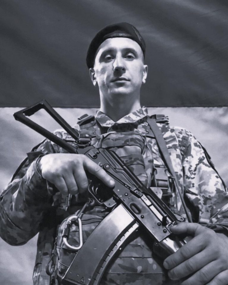 На війні загинув захисник Дмитро Брошка з Коломиї (ФОТО) 3 636670395 1655348456594861 2321796721601969284 n