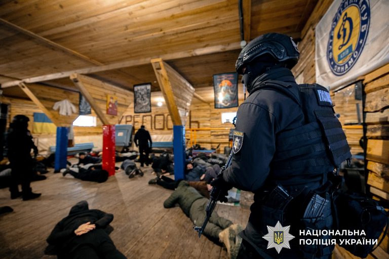На Київщині злочинці силоміць утримували людей під виглядом ребцентру (ФОТО) 4 На Київщині злочинці силоміць утримували людей під виглядом ребцентру (ФОТО)