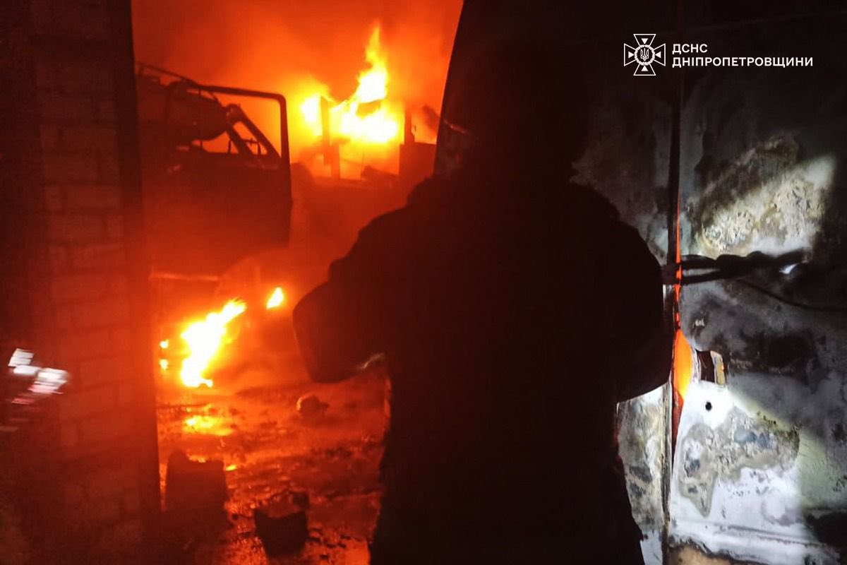 Внаслідок атаки на Дніпропетровщину постраждали троє людей (ФОТО) 4 639267265 1352968610204358 6975435867353908680 n