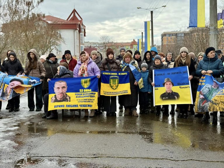 У Калуській громаді провели акцію-нагадування про зниклих безвісти та полонених військових 9 639557770 952307923987375 4166062066279547838 n