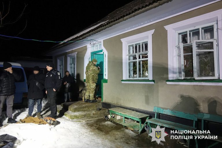На Хмельниччині в руках 10-річного хлопчика вибухнула граната: дитина загинула (ФОТО) 3 699c1d1954b93683715141