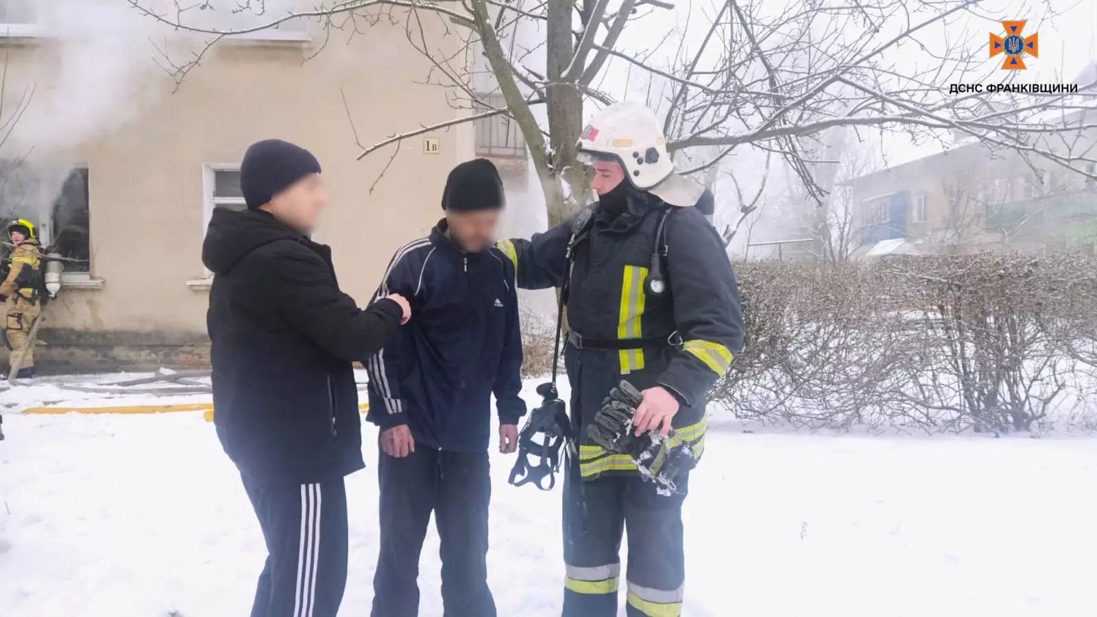 У Снятині сталася пожежа у житловому будинку: що горіло (ФОТО) 2 96f9bcbd 2310 4933 8b53 63dab8eb4a0d.jpg