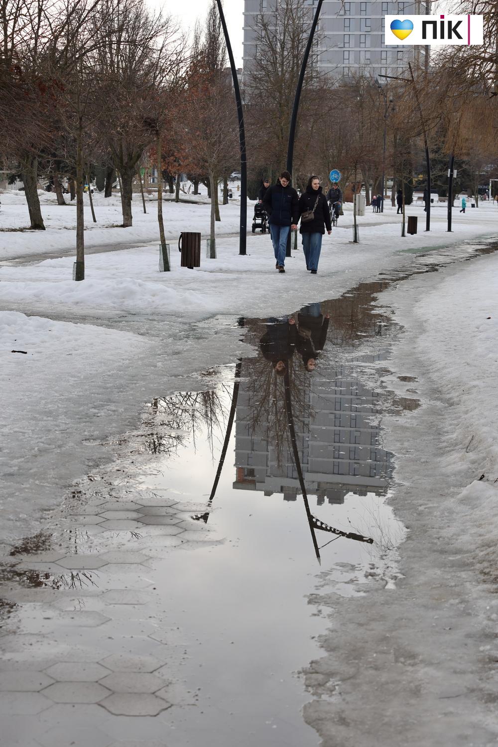 Люди Прикарпаття: вихідний день на міському озері Івано-Франківська (ФОТО) 45 G71A0036 resize