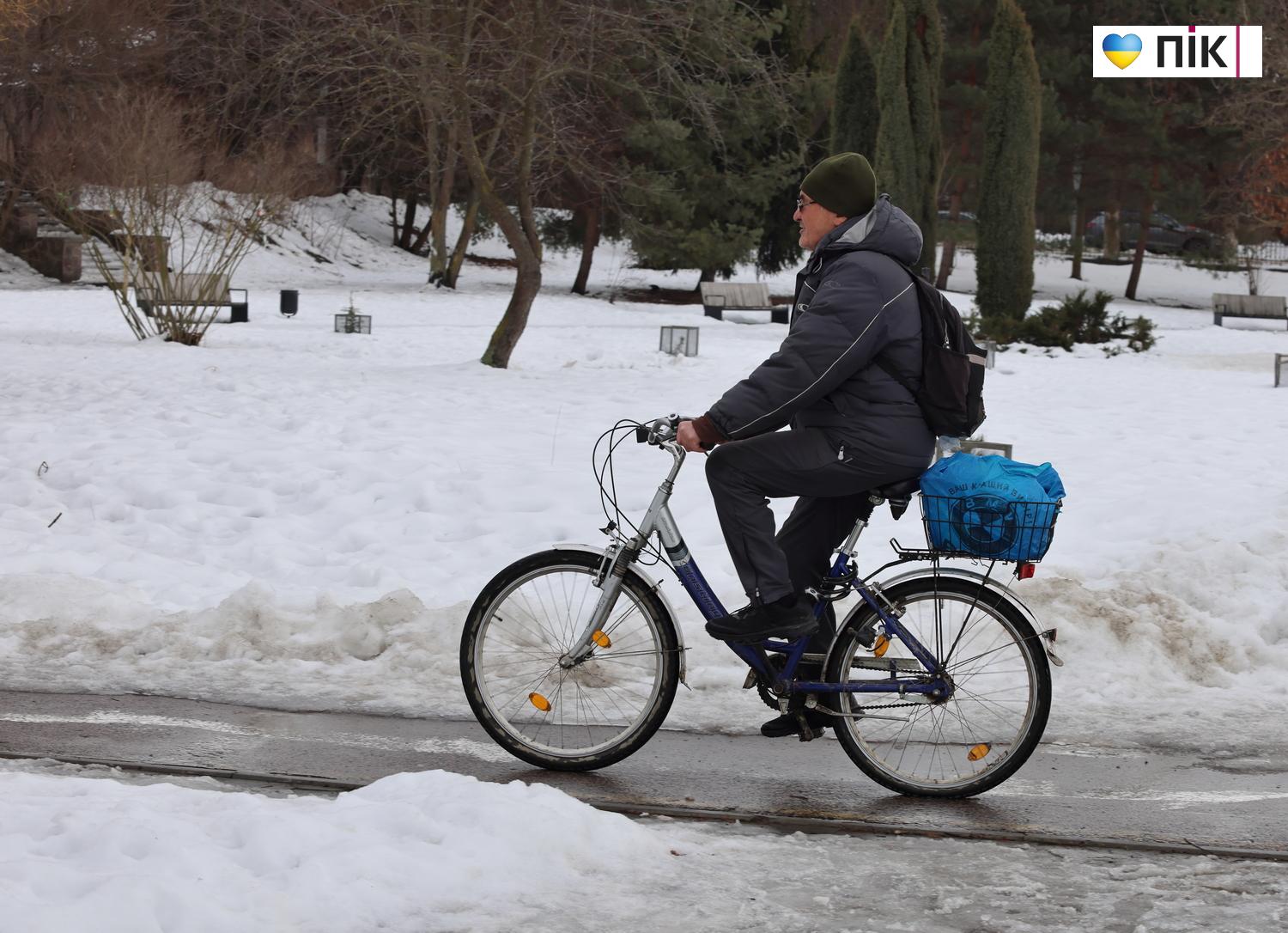 Люди Прикарпаття: вихідний день на міському озері Івано-Франківська (ФОТО) 3 G71A0064 resize 1