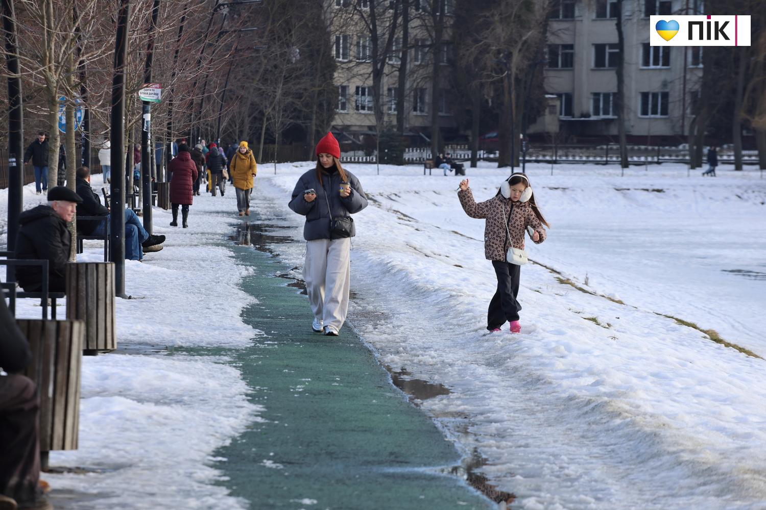 Люди Прикарпаття: вихідний день на міському озері Івано-Франківська (ФОТО) 31 G71A1884 resize