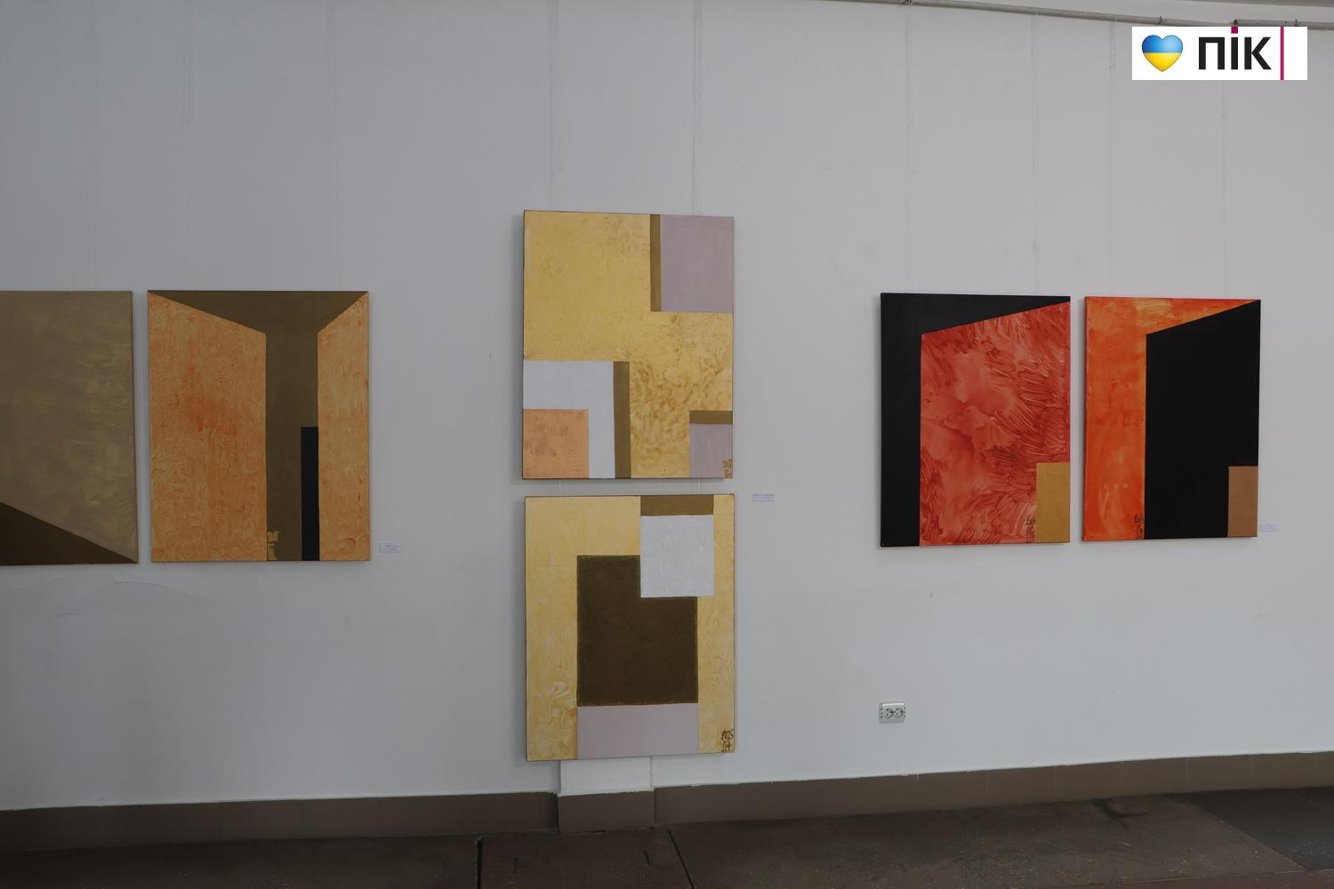 "Простір незбагненний": у Франківську відкрили персональну виставку Галини Новоженець 6 IMG 9228 resize