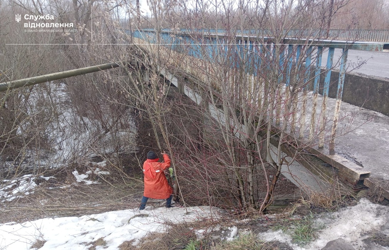 Дорожники розповіли, що зараз роблять на трасах Прикарпаття (ФОТО) 6 Slajd12 1