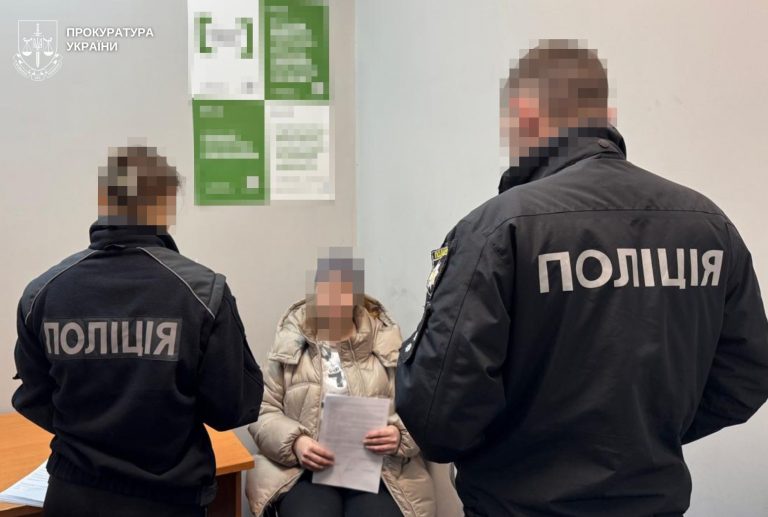 У Львові жінка стріляла в мікроавтобус ТЦК: їй загрожує до семи років тюрми (ФОТО) 7 lviv 1770281374 new lviv 296