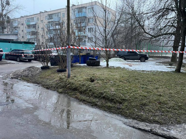 У Львові в спальному районі виявили гранату: що відомо (ФОТО) 3 photo 2026 02 28 08 42 47