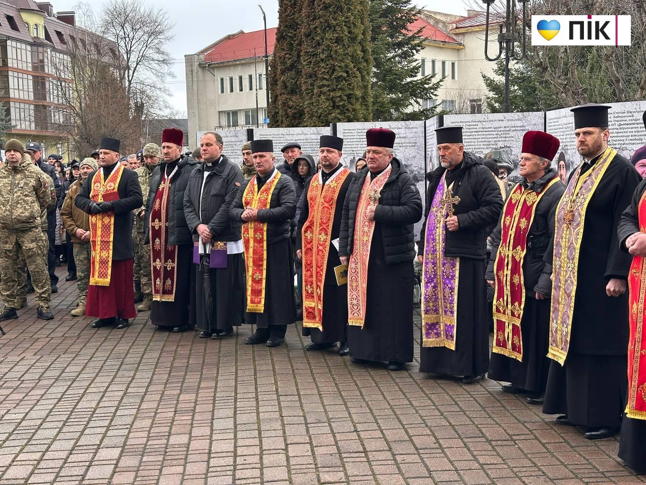 У Богородчанах вшанували Героїв у Національний день молитви (ВІДЕО, ФОТО) 10 photo 5255856363676570648 y