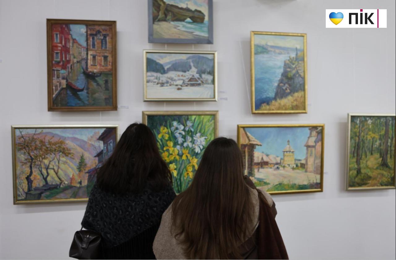 В Івано-Франківську відкрили виставку живопису Василя Данилюка (ФОТО) 16 5274035920858452825