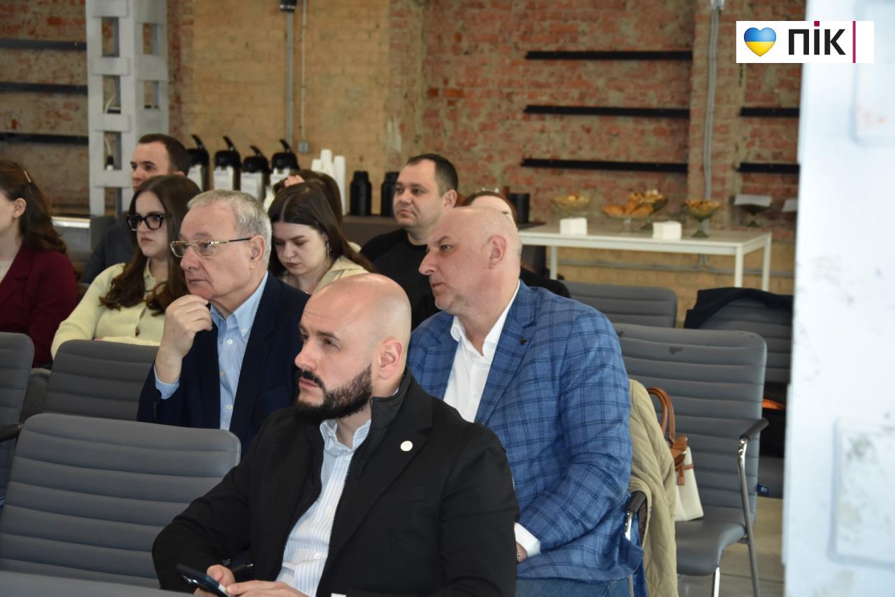 Штучний інтелект і аналітика: в ІФНТУНГ презентували унікальну програму (ФОТО, ВІДЕО) 15 5346065924026471763