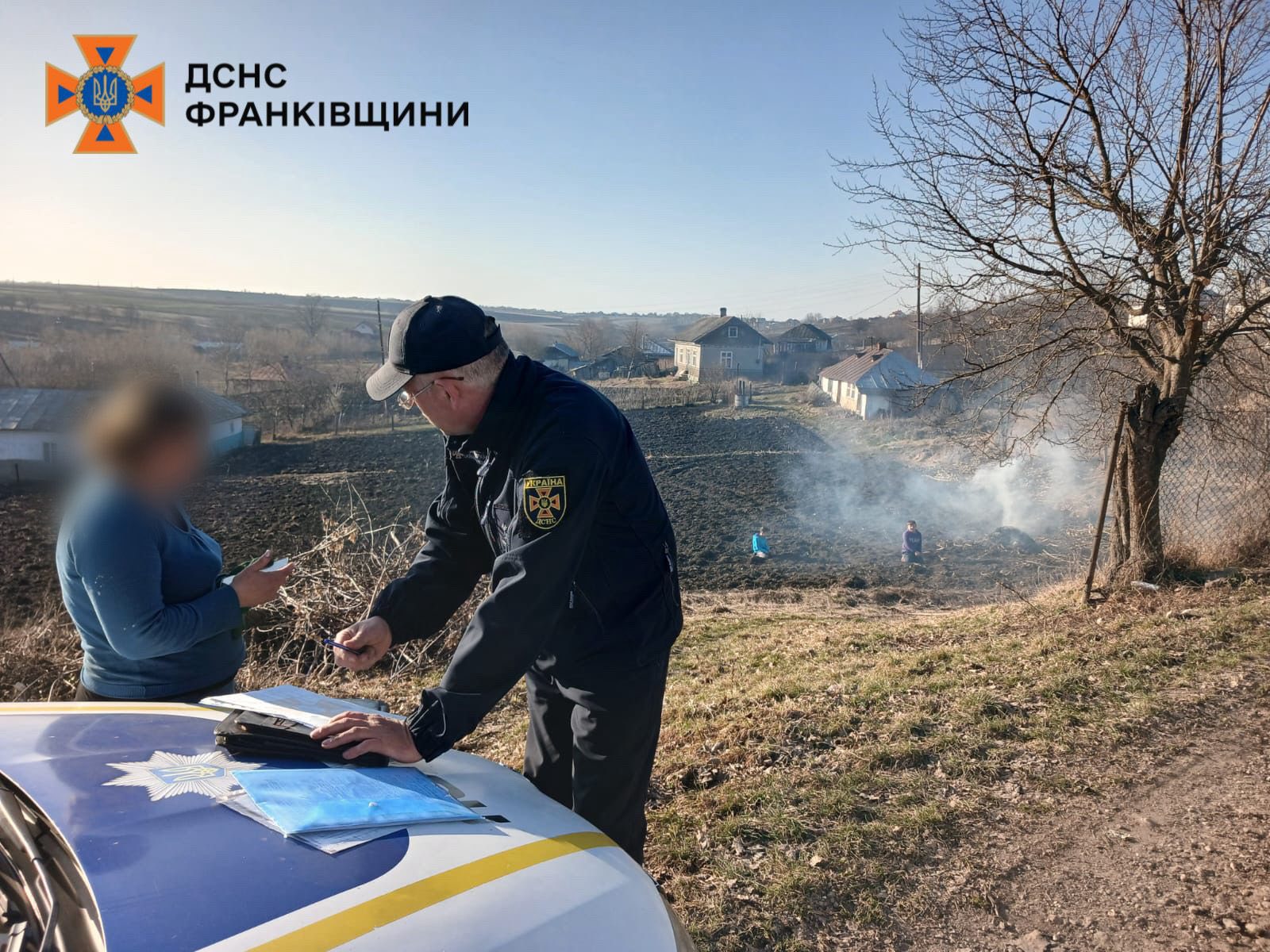 На Прикарпатті на вихідні посилять контроль за підпалами сухої трави