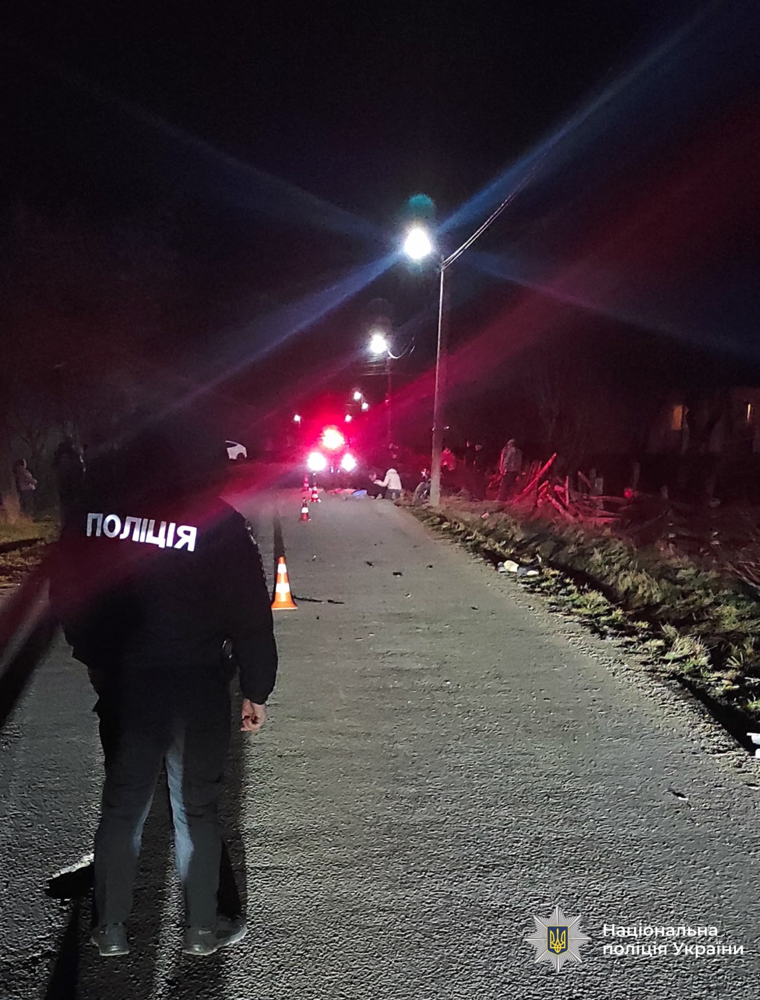 У Делятинській громаді водій збив двох дівчат і втік: одна з них загинула на місці (ФОТО) У Делятинській громаді водій збив двох дівчат і втік: одна з них загинула на місці (ФОТО)