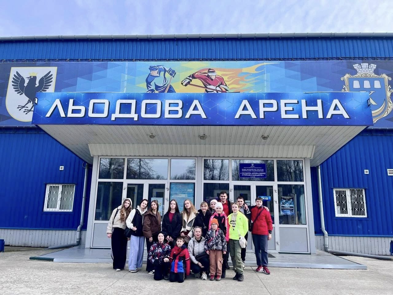 Юні гості з Попаснянської громади оздоровлюються у Калуші 3 655143517 976829678201866 1537826075922684034 n