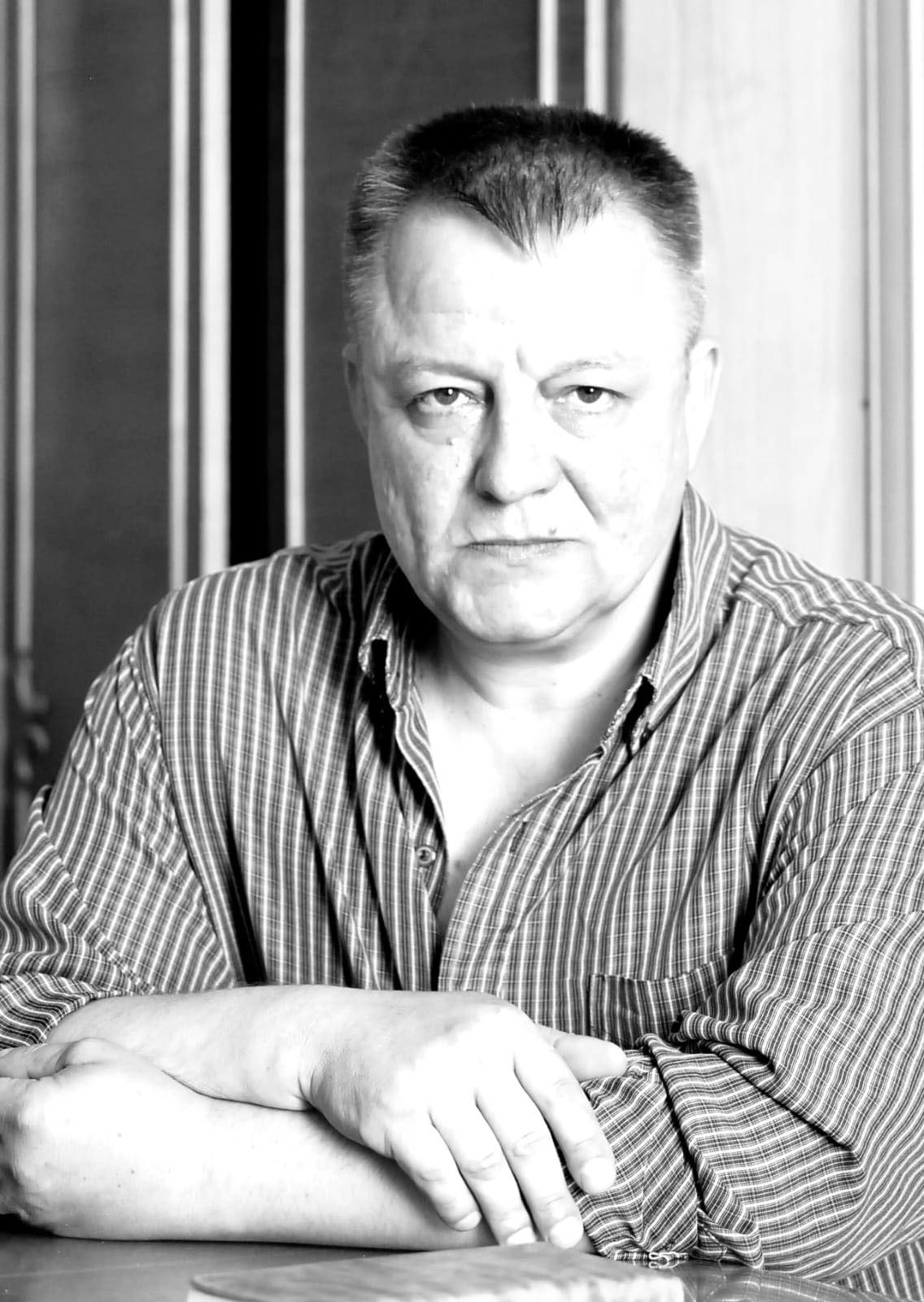 Сумна звістка: відійшов у засвіти відомий журналіст з Прикарпаття 2 657155281 958217526543119 9056177469101311197 n