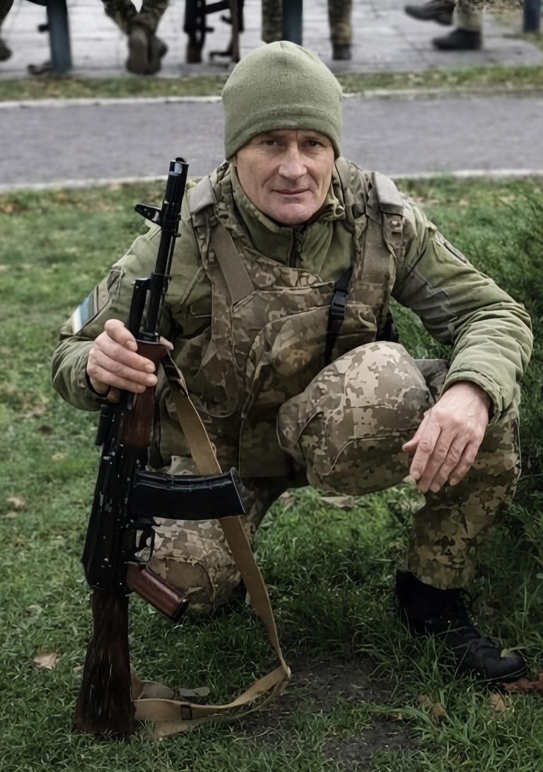 Помер інспектор прикордонної служби з Косівщини Григорій Щербань (ФОТО) 8 657156085 1375495954621671 9193467715077795155 n 1