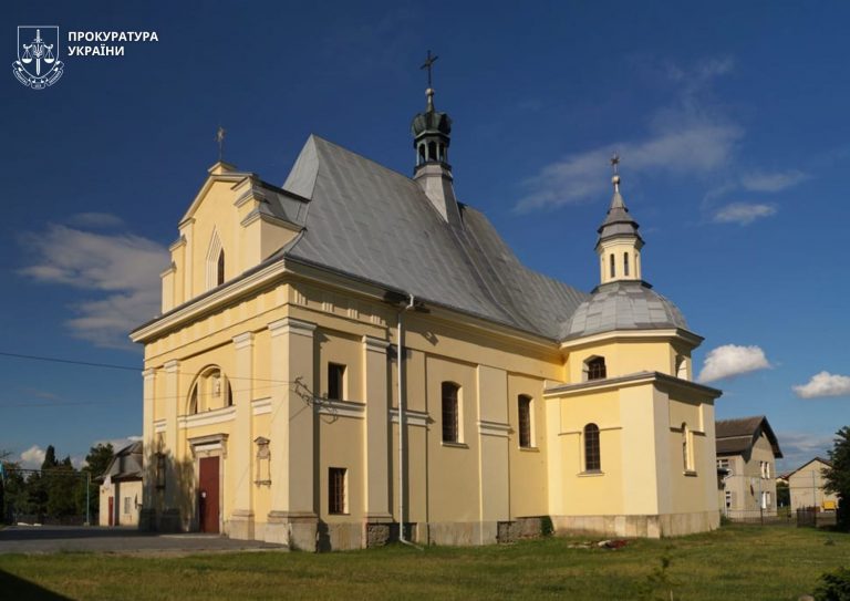 Історичний Снятин без охорони: прокуратура судиться з міськрадою 9 658198791 974002728307008 2084630784084622809 n