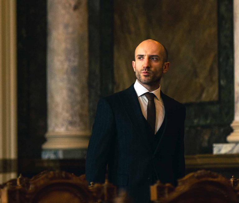 Коли без адвоката не обійтися: як юрист у Тернополі допомагає вирішити складні справи 6 Advokat Ruslan Ruzhytskyy